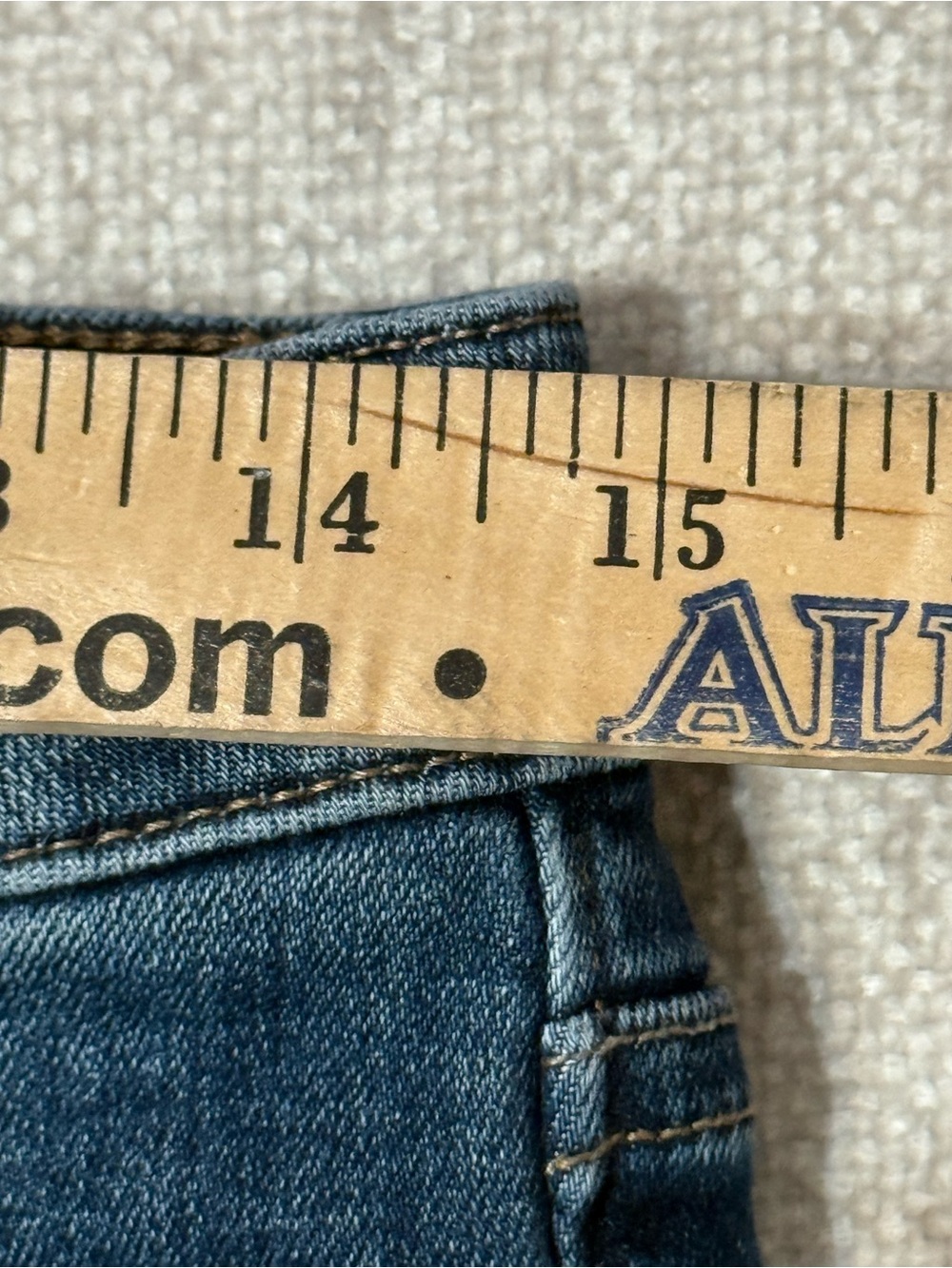 Lucky Brand Women’s 8/29R Blue Straight Leg Jeans Y2K Classic Denim - Picture 4 of 7